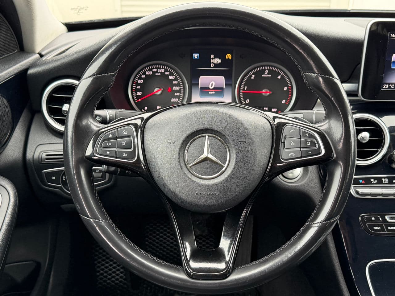 Mercedes C 220 2014 — Миниатюра 10