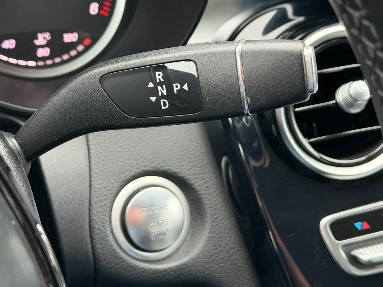 Mercedes C 220 2014 — Миниатюра 13