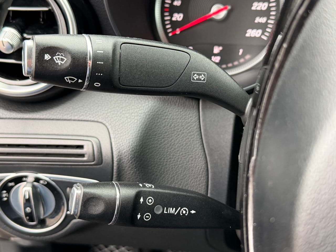 Mercedes C 220 2014 — Миниатюра 12