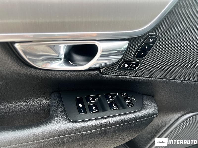 2016 Volvo S 90 — Miniatură 8