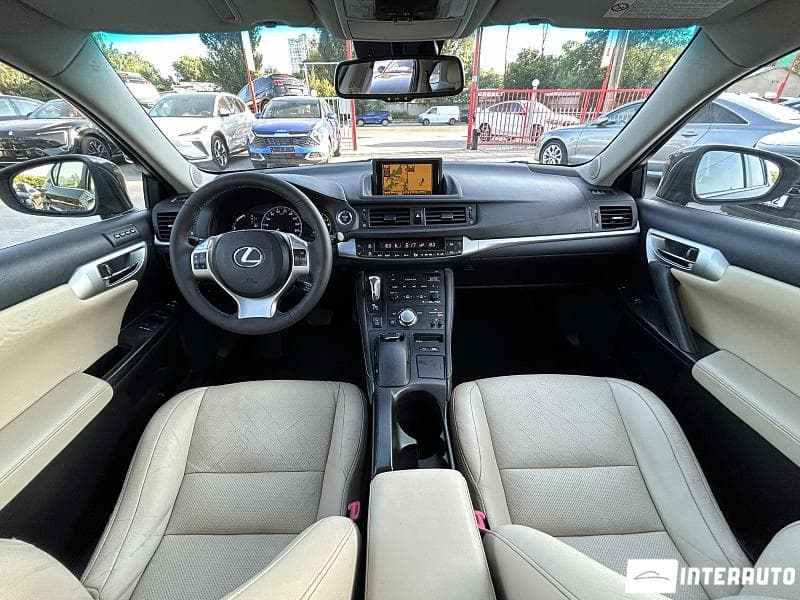 2011 Lexus CT 200h — Miniatură 9
