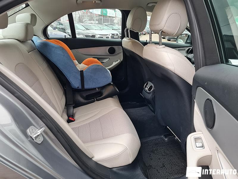 2015 Mercedes C 350e — Miniatură 16