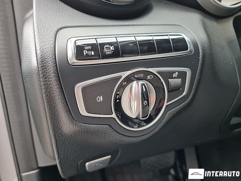 2015 Mercedes C 350e — Miniatură 8