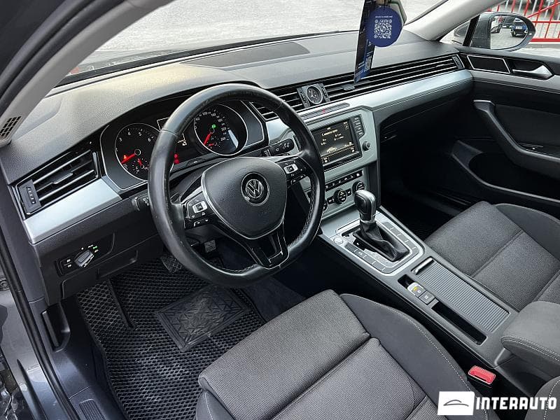 2016 Volkswagen Passat — Miniatură 5