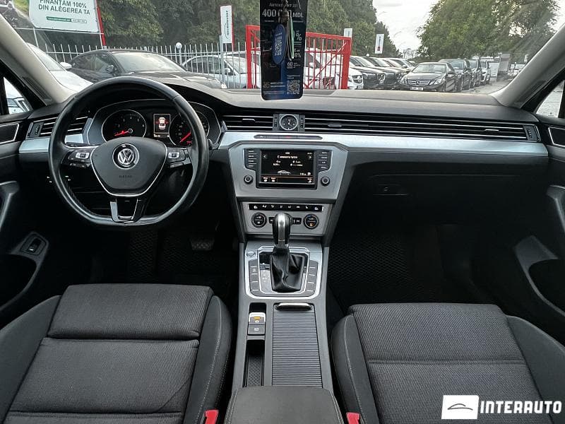 2016 Volkswagen Passat — Miniatură 10