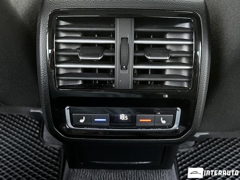 2016 Volkswagen Passat — Miniatură 17
