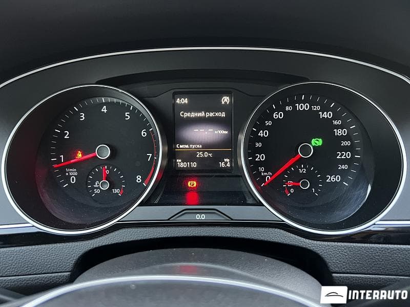 2016 Volkswagen Passat — Miniatură 11