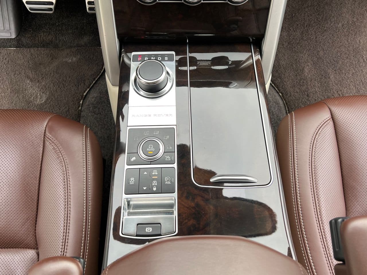 Land Rover Range Rover Vogue 2014 — Миниатюра 13