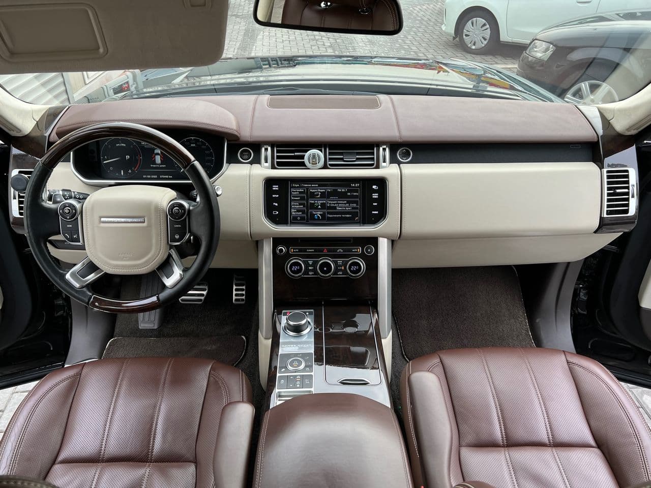 Land Rover Range Rover Vogue 2014 — Миниатюра 9