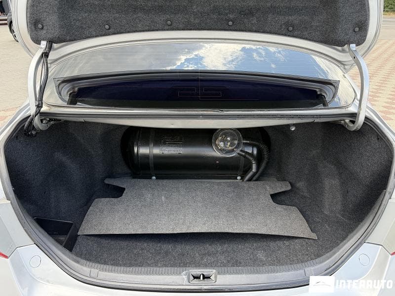 Toyota Camry 2010 — Миниатюра 15