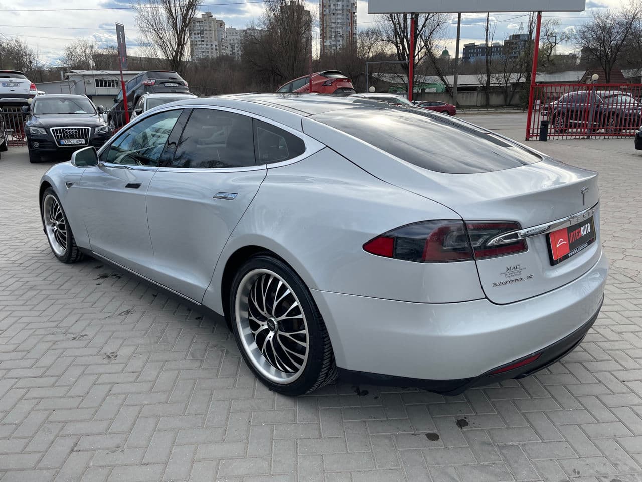 Tesla Model S 2013 — Миниатюра 6