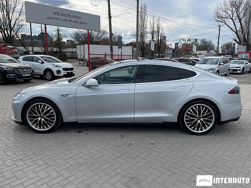 Tesla Model S 2013 — Миниатюра 7