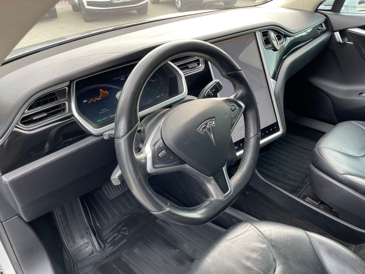 Tesla Model S 2013 — Миниатюра 13