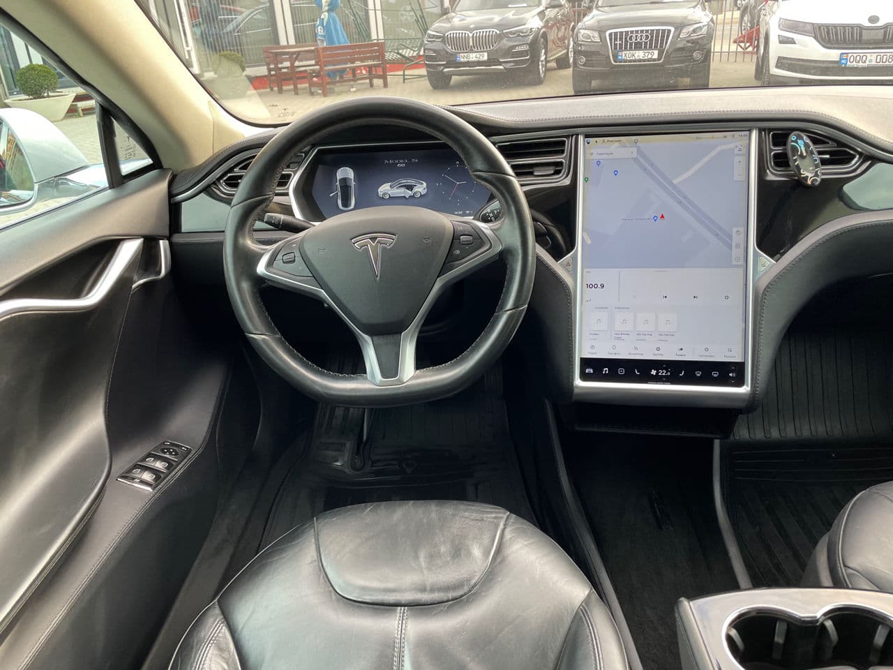 Tesla Model S 2013 — Миниатюра 11