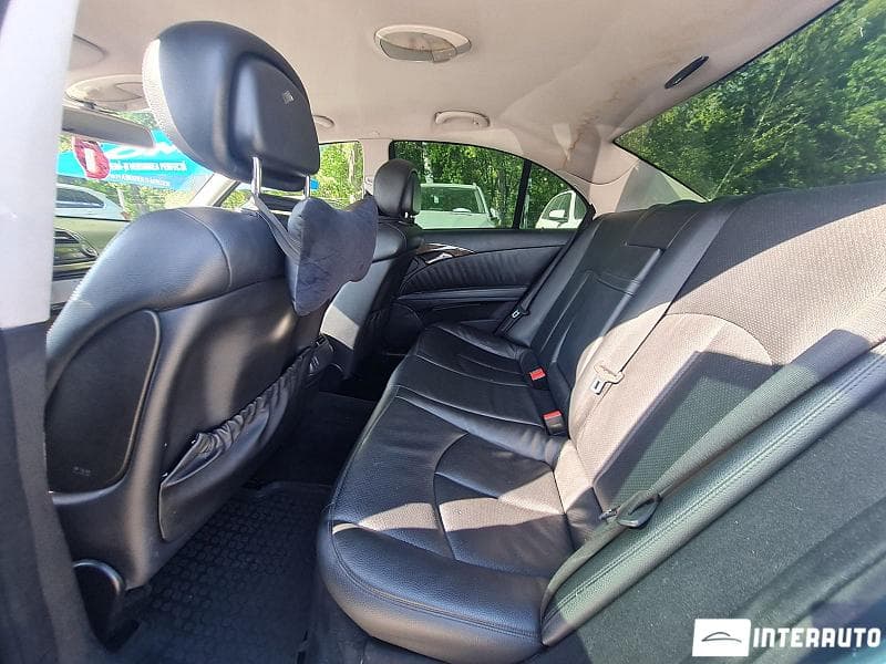 2006 Mercedes E 200 — Miniatură 10