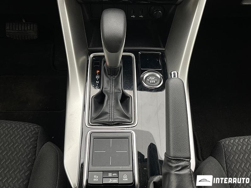 2018 Mitsubishi Eclipse Cross — Miniatură 14