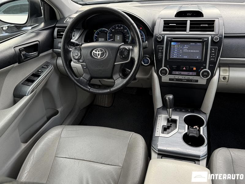 Toyota Camry 2011 — Миниатюра 8