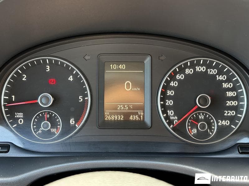 Volkswagen Caddy 2012 — Миниатюра 10