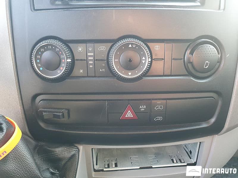Mercedes Sprinter 2012 — Миниатюра 15