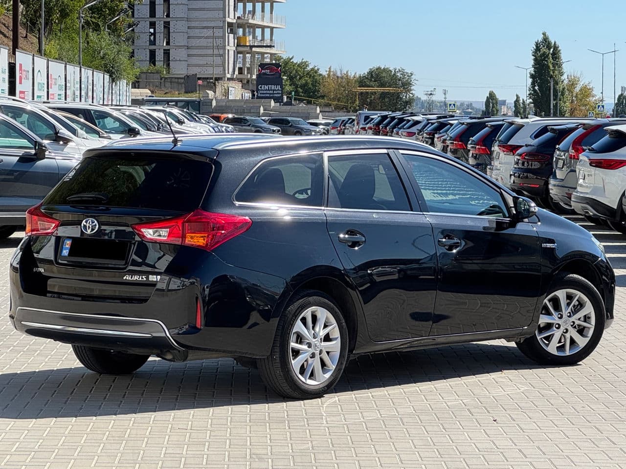 Toyota Auris 2014 — Миниатюра 3