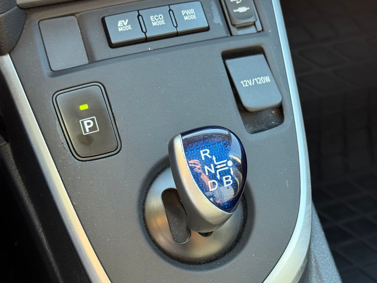 Toyota Auris 2014 — Миниатюра 12