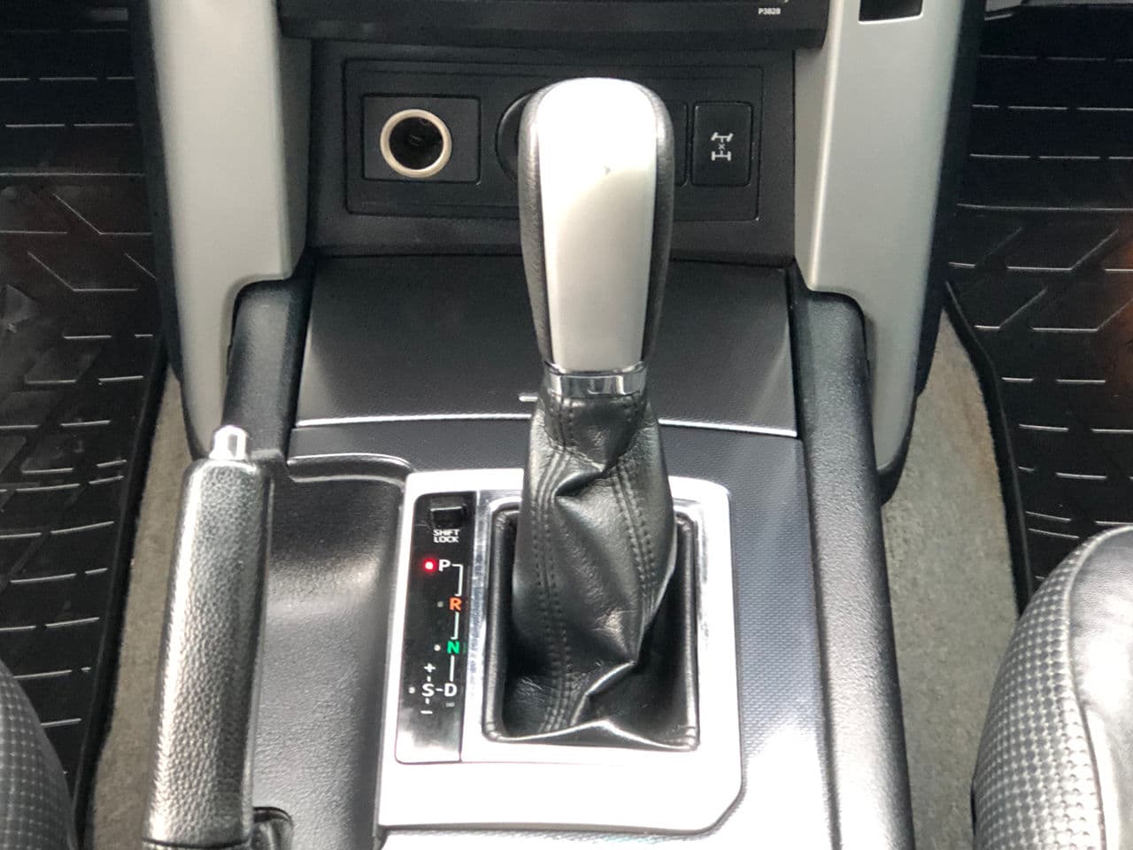 Toyota Land Cruiser Prado 2010 — Миниатюра 15