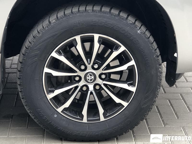 Toyota Land Cruiser Prado 2010 — Миниатюра 25