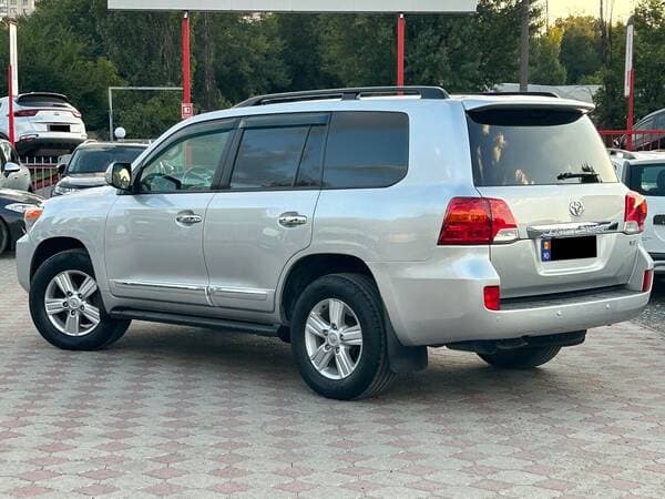 Toyota Land Cruiser 2013 — Миниатюра 3