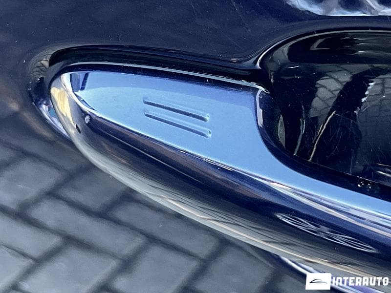Toyota Rav-4 2019 — Миниатюра 4