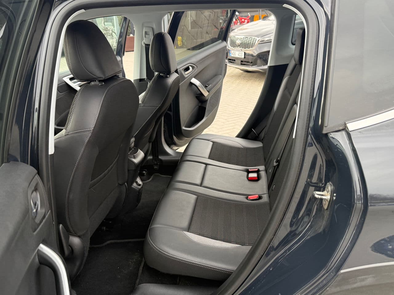 Peugeot 2008 2019 — Миниатюра 13
