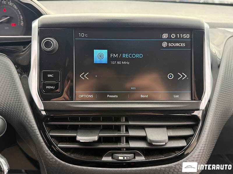 Peugeot 2008 2019 — Миниатюра 9