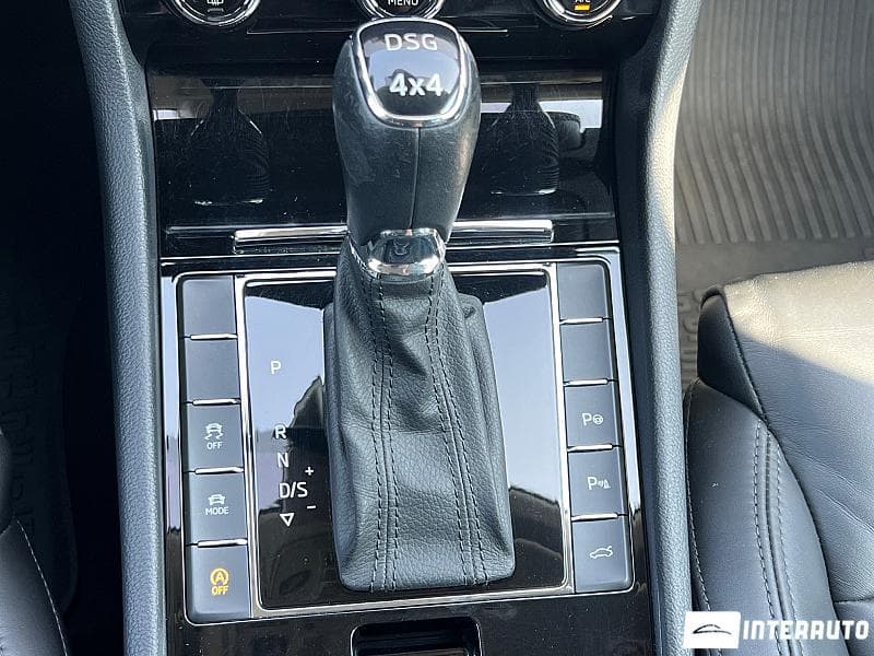 Skoda Superb 2018 — Миниатюра 12