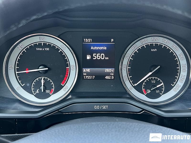 Skoda Superb 2018 — Миниатюра 9