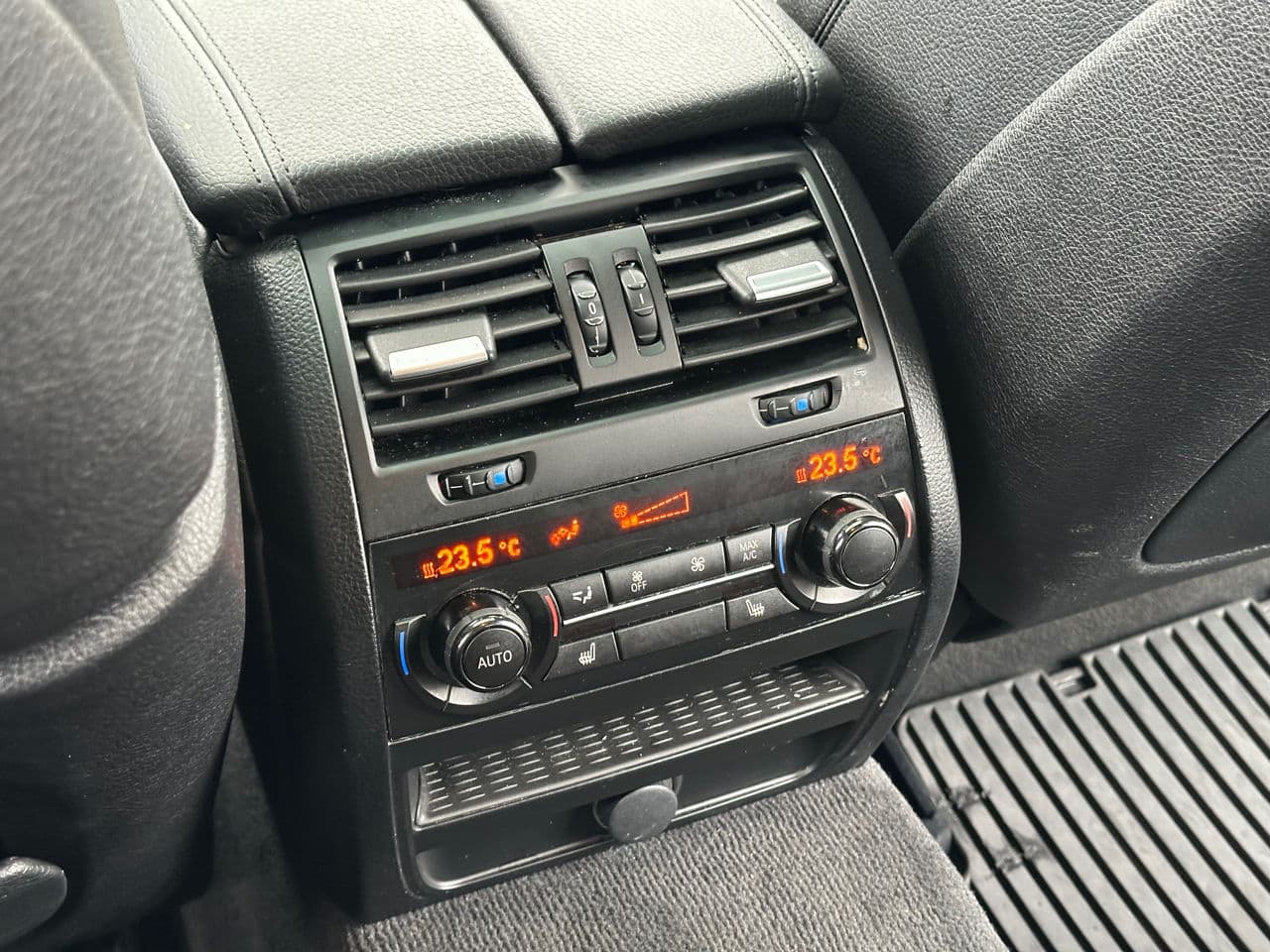 BMW 530 2015 — Миниатюра 16