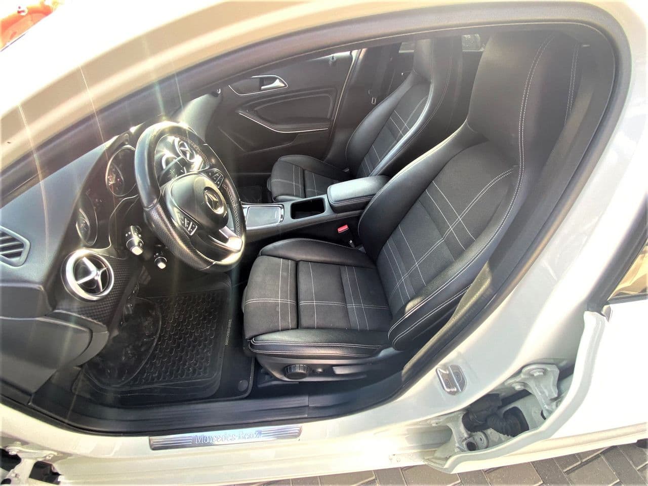 Mercedes A 160 2015 — Миниатюра 6
