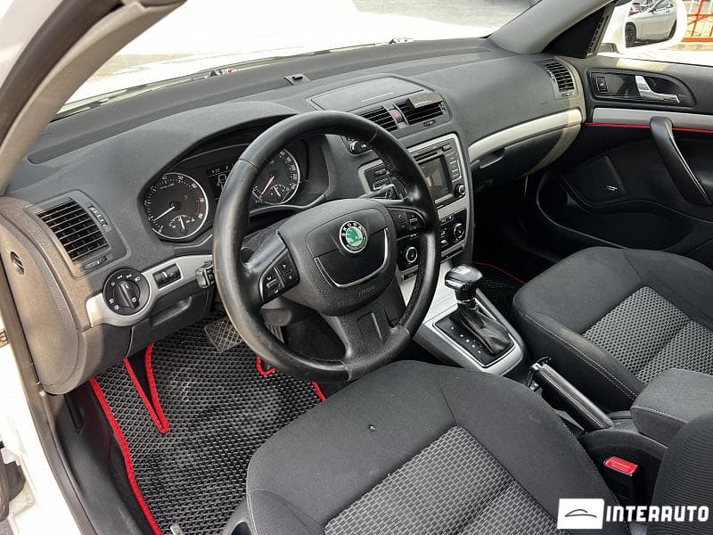 2011 Skoda Octavia — Miniatură 7