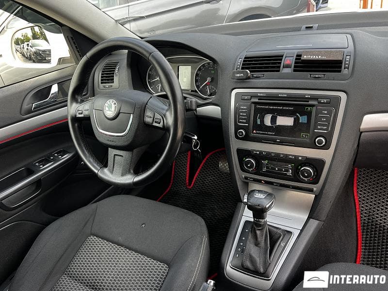 2011 Skoda Octavia — Miniatură 6
