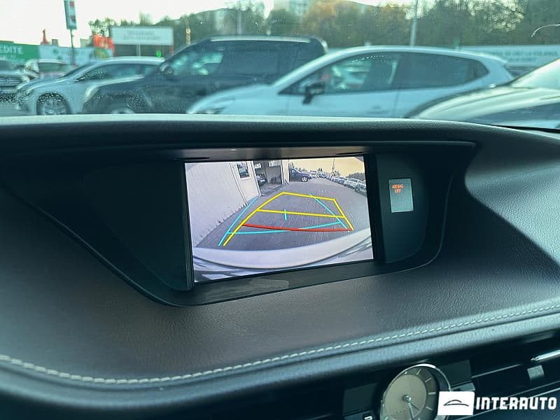Lexus ES 300h 2016 — Миниатюра 9