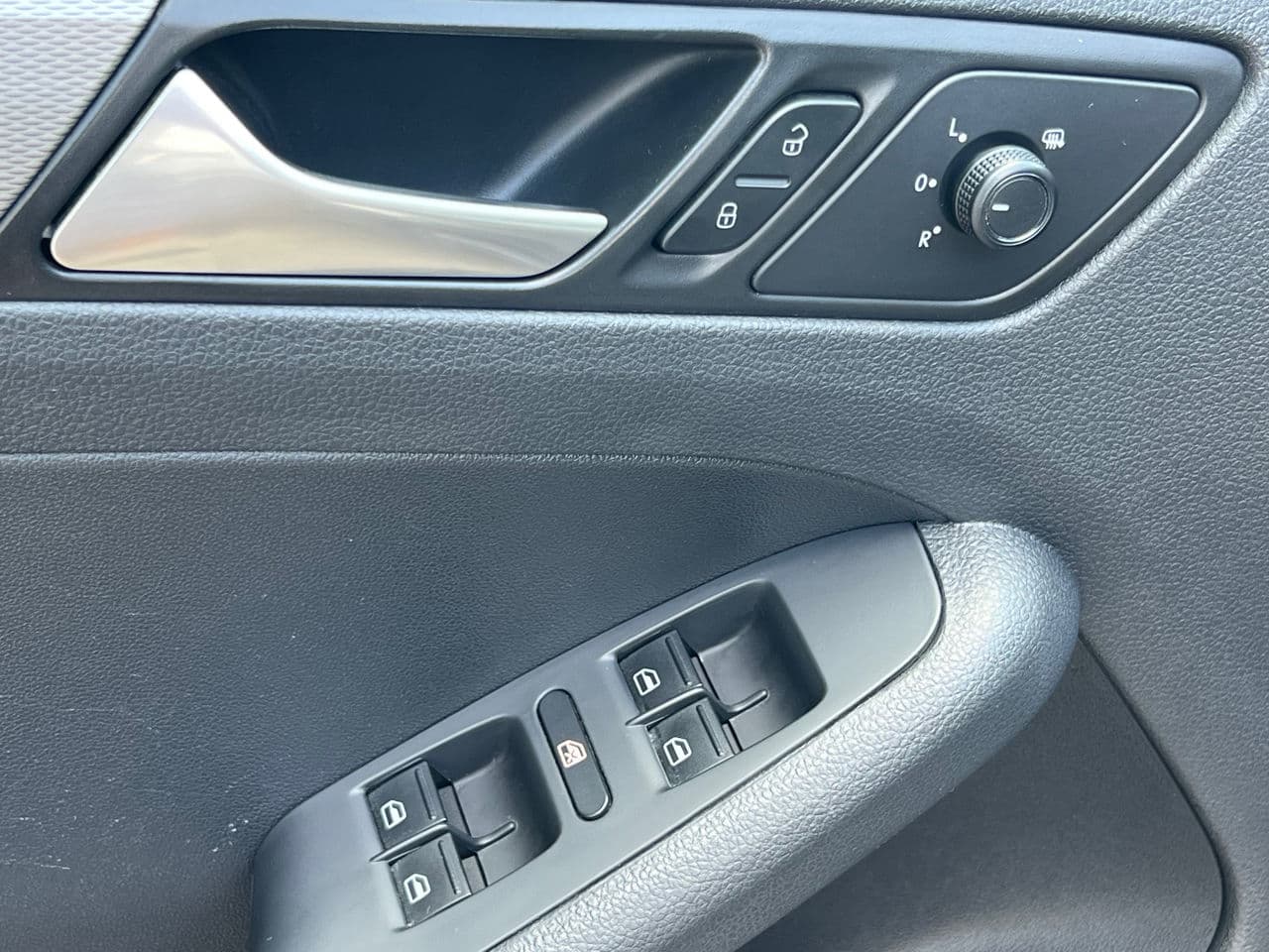 Volkswagen Jetta 2017 — Миниатюра 16