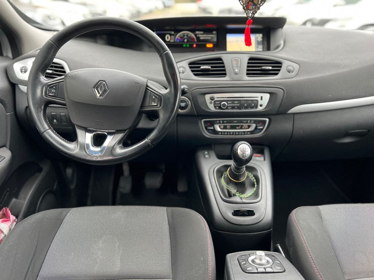 Renault Grand Scenic 2013 — Миниатюра 9