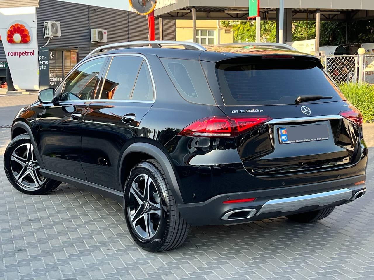 Mercedes GLE 300d 2022 — Миниатюра 4
