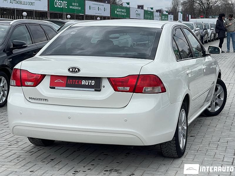 2009 Kia Magentis — Miniatură 4