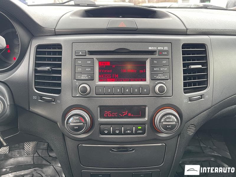 2009 Kia Magentis — Miniatură 10