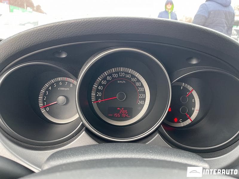 2009 Kia Magentis — Miniatură 9