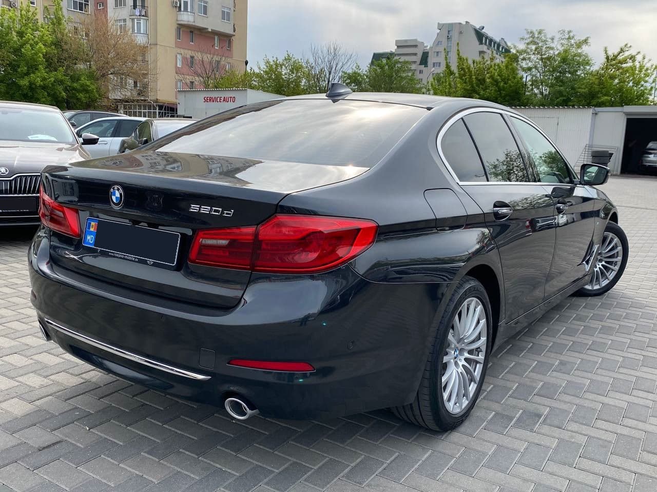 BMW 520 2018 — Миниатюра 3
