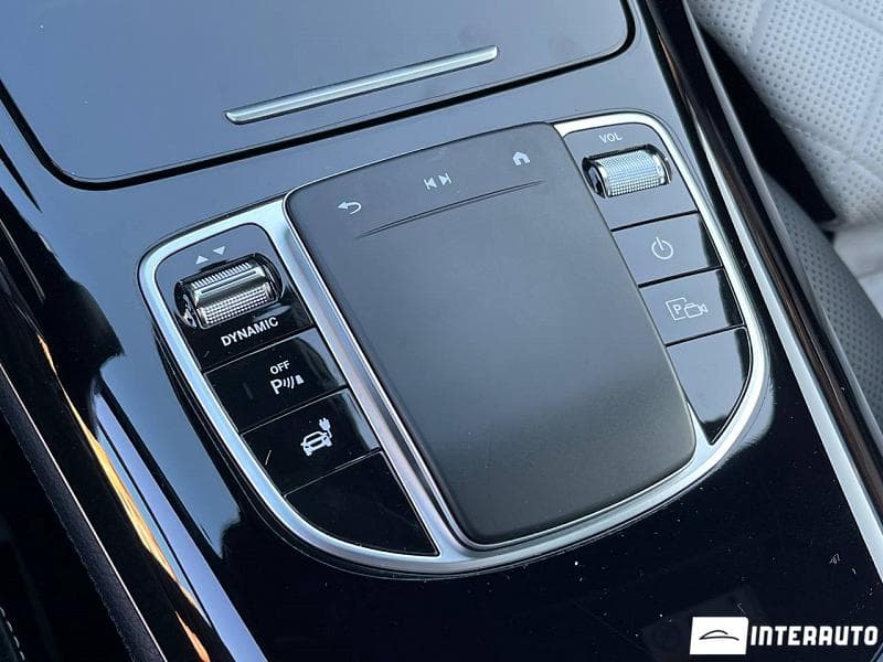 Mercedes EQC 400 2019 — Миниатюра 18