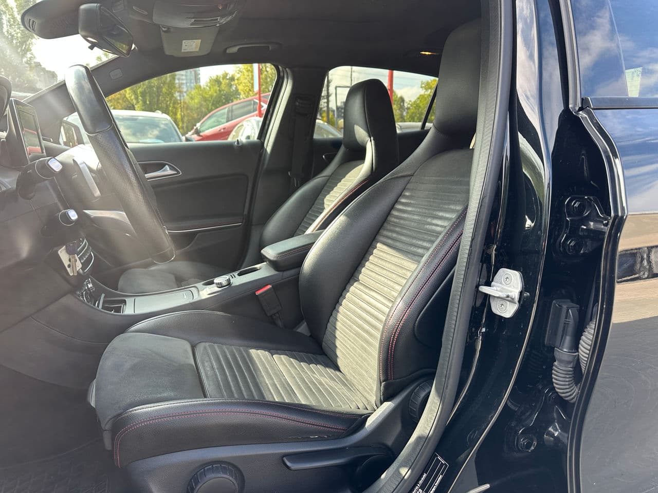 Mercedes GLA 220 2016 — Миниатюра 5