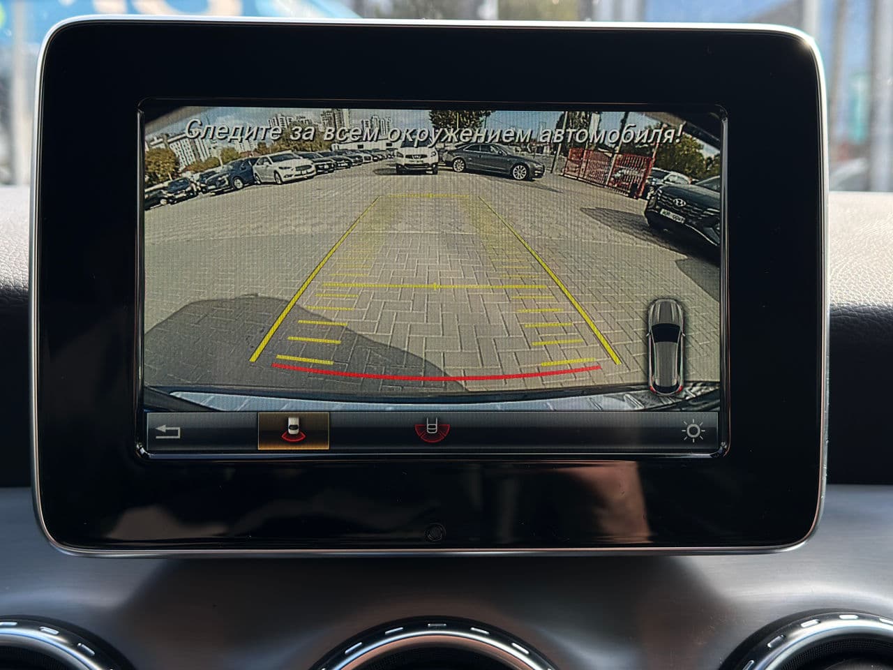 Mercedes GLA 220 2016 — Миниатюра 11