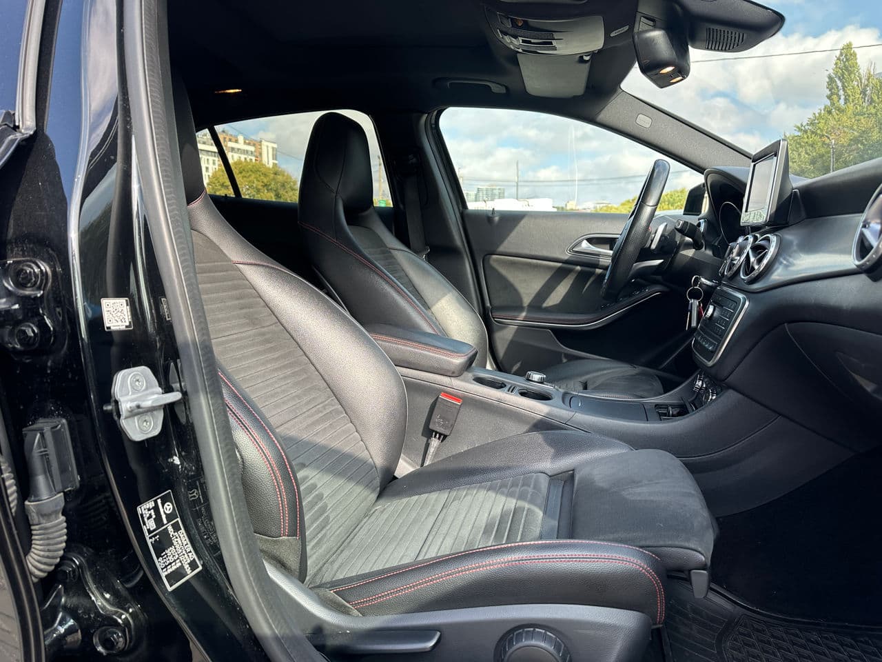 Mercedes GLA 220 2016 — Миниатюра 6
