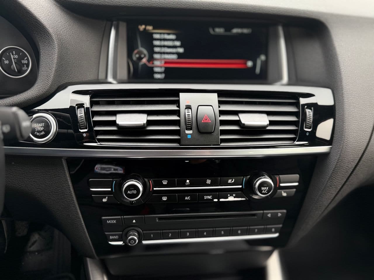 BMW X3 2.0D 2015 — Миниатюра 13